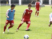 Bóng đá anh, ngoại hạng anh, lịch thi đấu euro 2012, HLV Falko Goetz tập cho trung vệ Anh Quang…đá tiền đạo
